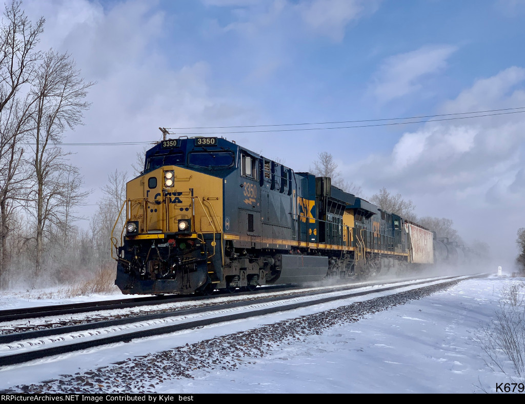 CSX 3350 on K679